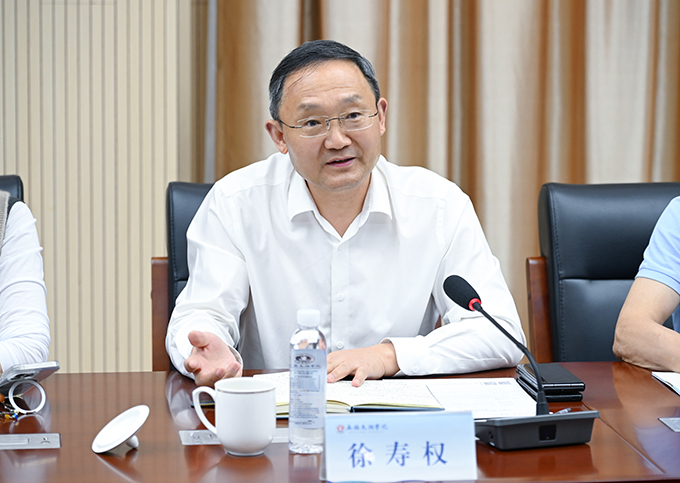 太湖学院与新华网江苏公司签署合作协议2.jpg