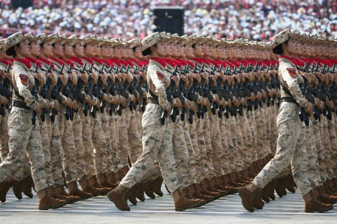 我校组织集中观看九三阅兵 共上爱国主义教育大课10.jpg
