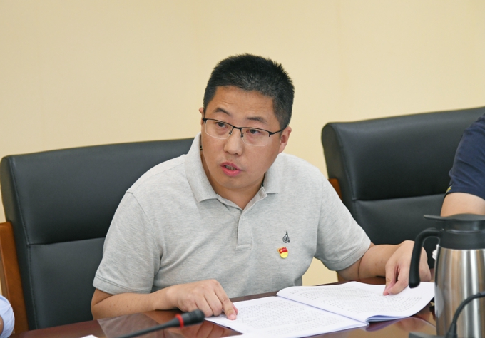 无锡太湖学院召开党委理论学习中心组(扩大)学习会专题学习全国教育大会精神7.jpg
